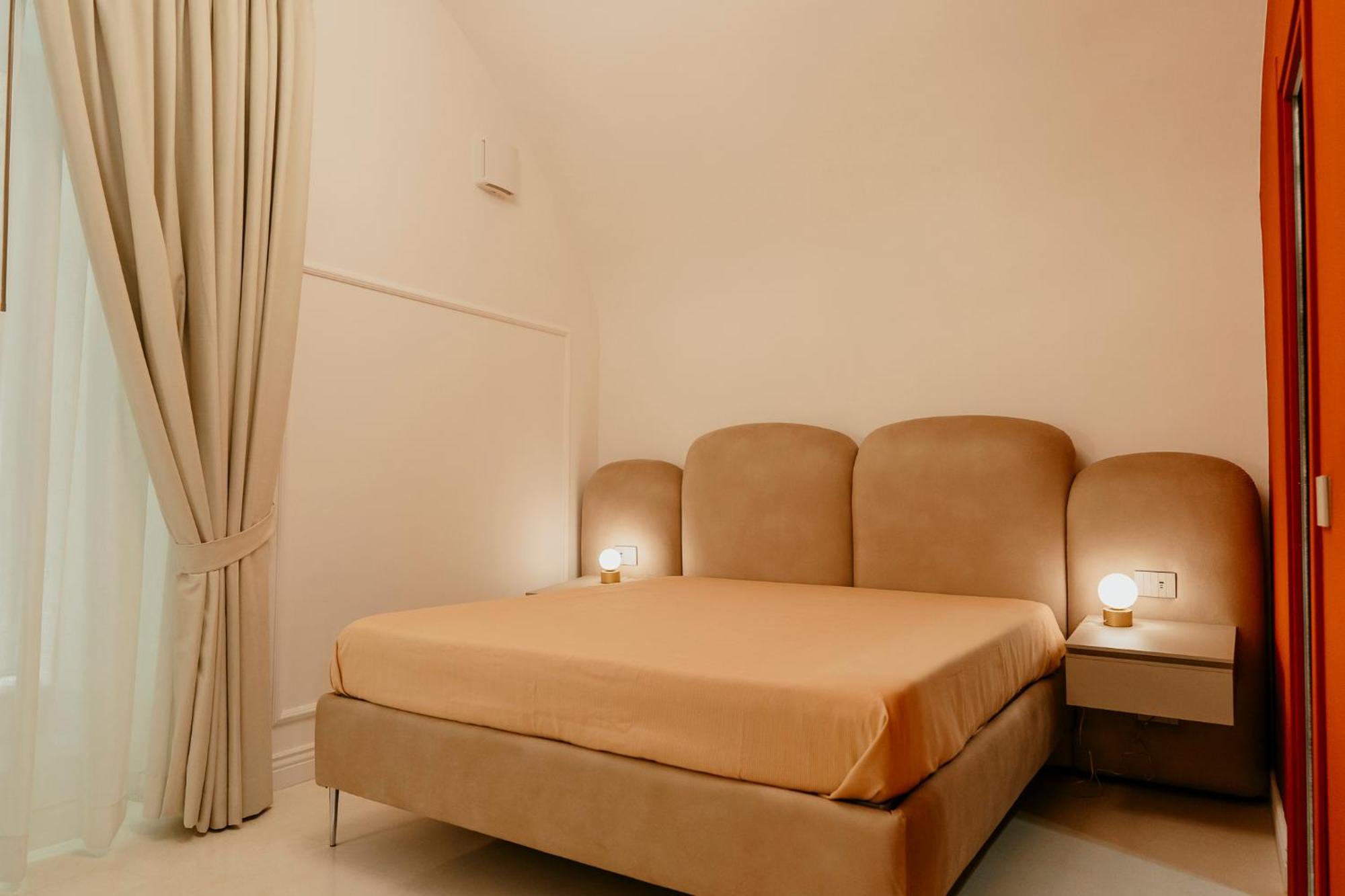 Luxury Apartment-Quartieri Spagn By Alux38 那不勒斯 外观 照片