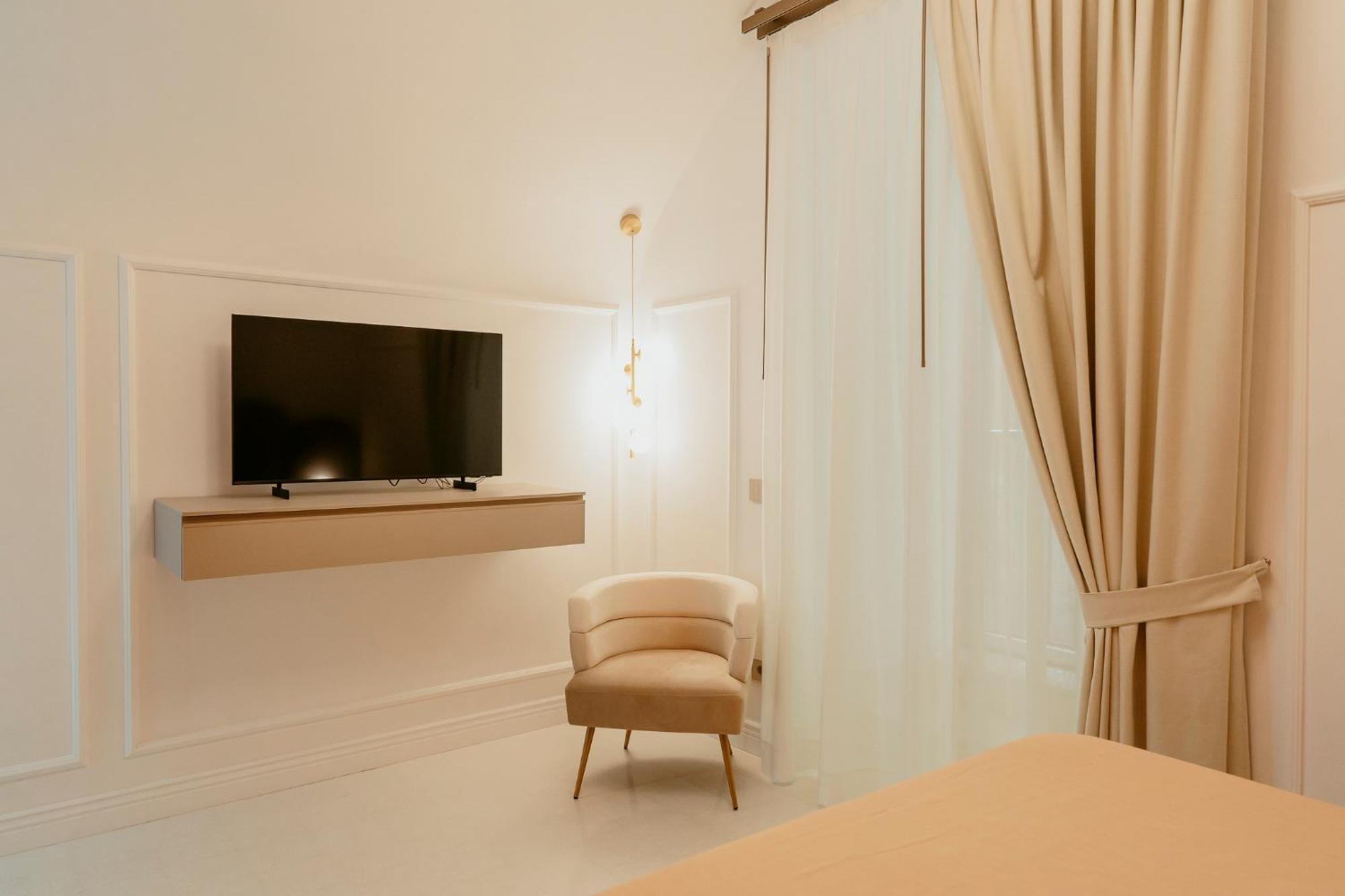 Luxury Apartment-Quartieri Spagn By Alux38 那不勒斯 外观 照片